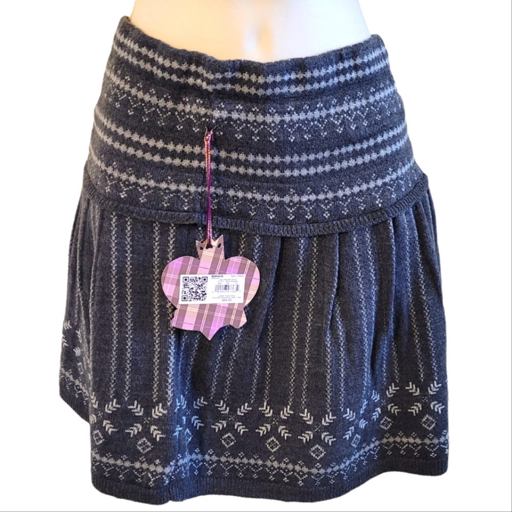 Vera Wang Large sweater skirt